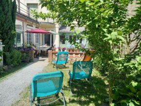 Grande maison familiale avec piscine privée au Sud Berry - FR-1-591-642